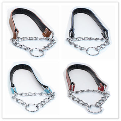 I piccoli grandi cani popolari personali rivestono di pelle il collare di cane della collana della catena del collare