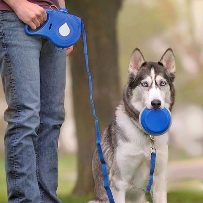 5 IN 1 bottiglia di acqua portatile del cane del guinzaglio di nylon del cane con l'erogatore pieghevole della borsa della poppa del cane della ciotola