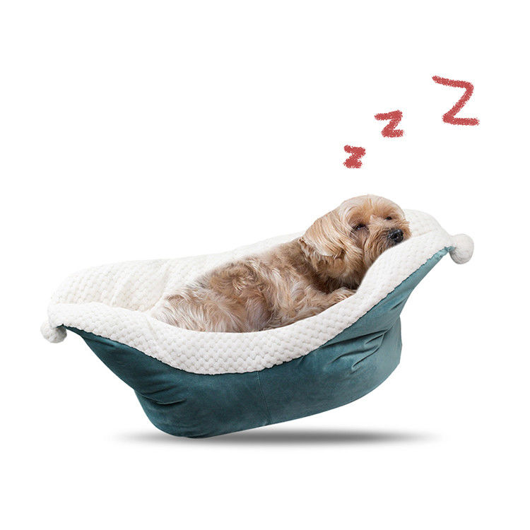 L'animale domestico del portatile di forma della barca inserisce il letto calmante lavabile del letto simile a pelliccia di lusso del cane per il cane ed il gatto