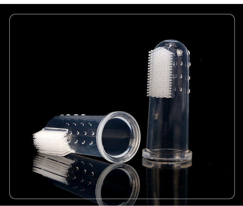 Denti di pulizia dello strumento del cane del silicone della setola che puliscono lo spazzolino da denti orale dell'animale domestico del dito di cura del cane