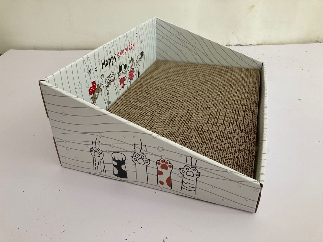 Cat Cardboard Scratcher Bed ondulata riciclabile 700g per il gioco del rilassamento