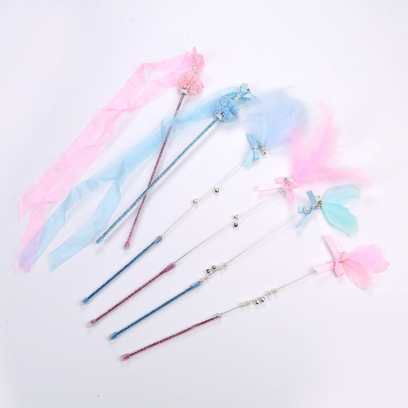 Fatato interattivo Cat Teaser Stick di Cat Pet Toys Wand Plastic della piuma