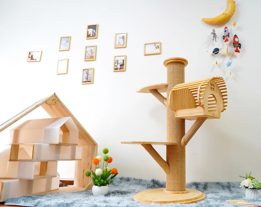 grande Cat Climbing Tree Cat Activity torre di legno solida di 123cm con il graffio delle poste