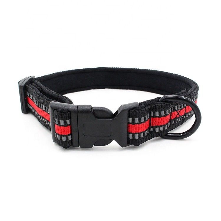 Il neoprene che allinea il guinzaglio del collare di cane ha messo il collare riflettente del fermaglio del rilascio rapido della tessitura con il guinzaglio del cane dell'insieme della fune traente