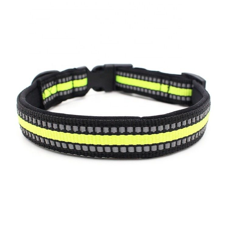 Il neoprene che allinea il guinzaglio del collare di cane ha messo il collare riflettente del fermaglio del rilascio rapido della tessitura con il guinzaglio del cane dell'insieme della fune traente
