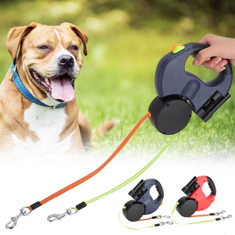 Cinghia elastica resistente del guinzaglio ritrattabile doppio riflettente del cane con le borse della poppa della torcia elettrica del LED
