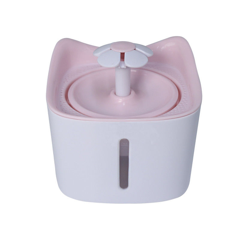 Acqua dell'animale domestico di due modelli ed erogatore 1.8L dell'alimento per i gatti e l'erogatore dell'acqua del cibo per cani