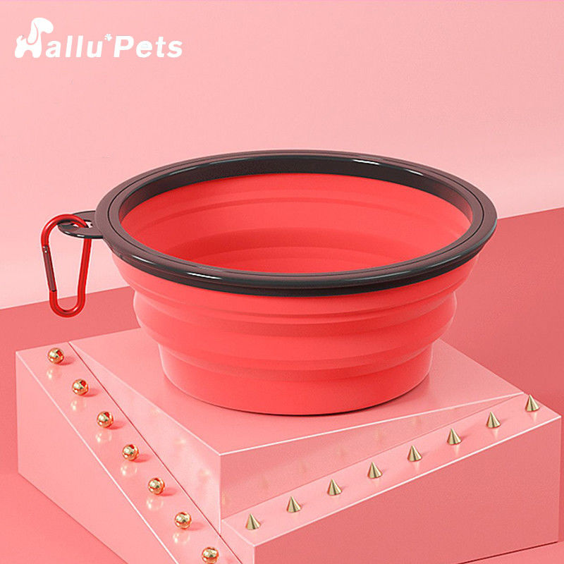L'alimentazione solida pieghevole del cane di viaggio fornisce gli accessori pieghevoli Carabiner dell'animale domestico